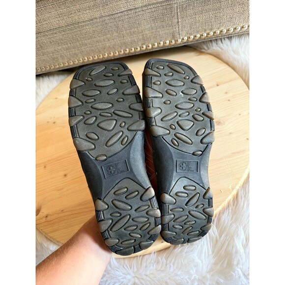 Dr Martens clogs Mens 8 or Womens 9 main image 7